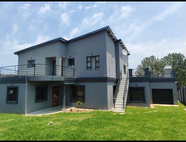 5 BEDROOM HOUSE FOR SALE IN WALKERVILLE CENTRAL